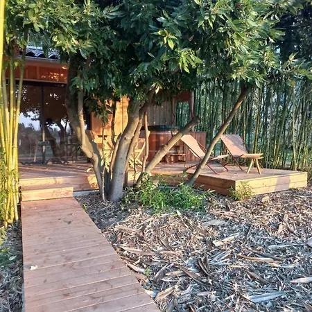 Maisonette Et Bois *